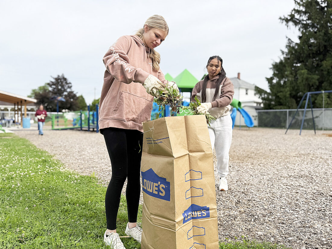 Staying in tune: Altoona Area High School students tidy up the ...
